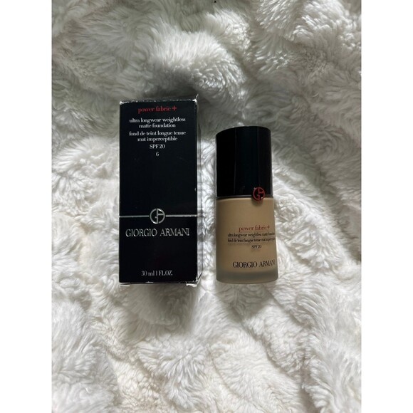 Giorgio Armani foundation Power Fabric+ Foundation SPF 25 - Picture 1 of 7